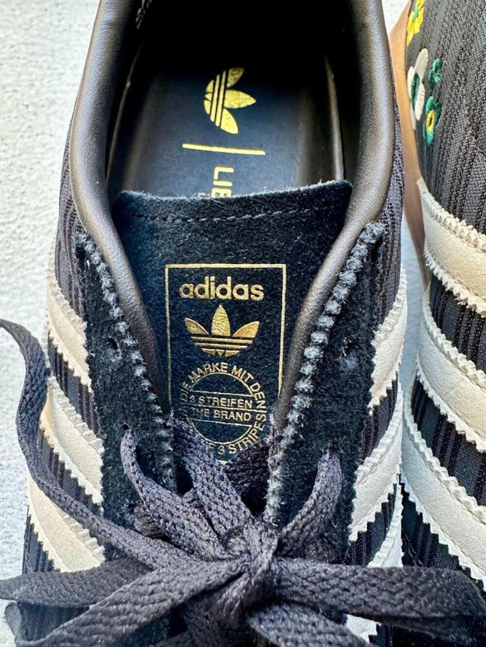 NWOT adidas x Liberty London Gazelle Lo Pro sneakers 7 - Picture 5 of 11